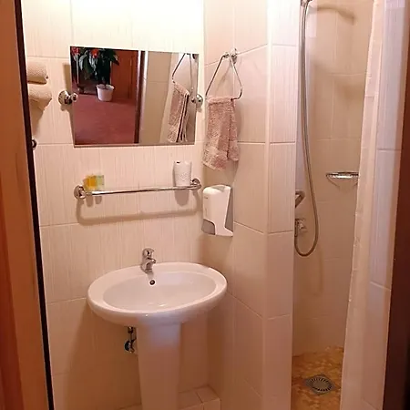 Garni Asas*** Hotel