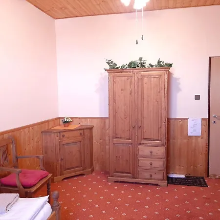 Garni Asas*** 3* Most